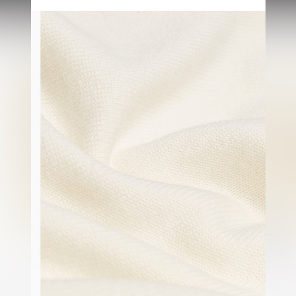 Excellent condition Endless sweater in light birch - Picture 7 of 11